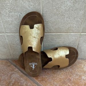 NEW- CORKY’S slide- Size 8